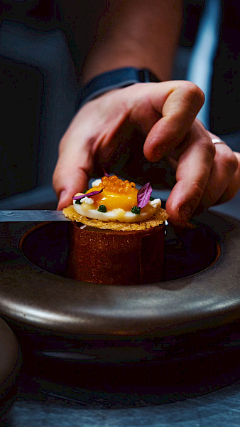 Het culinaire ei van de koninklijke kip