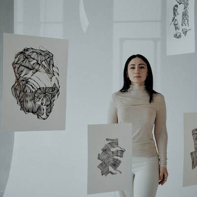 De kunst van Kristine Tumanyan: vrijheid op papier