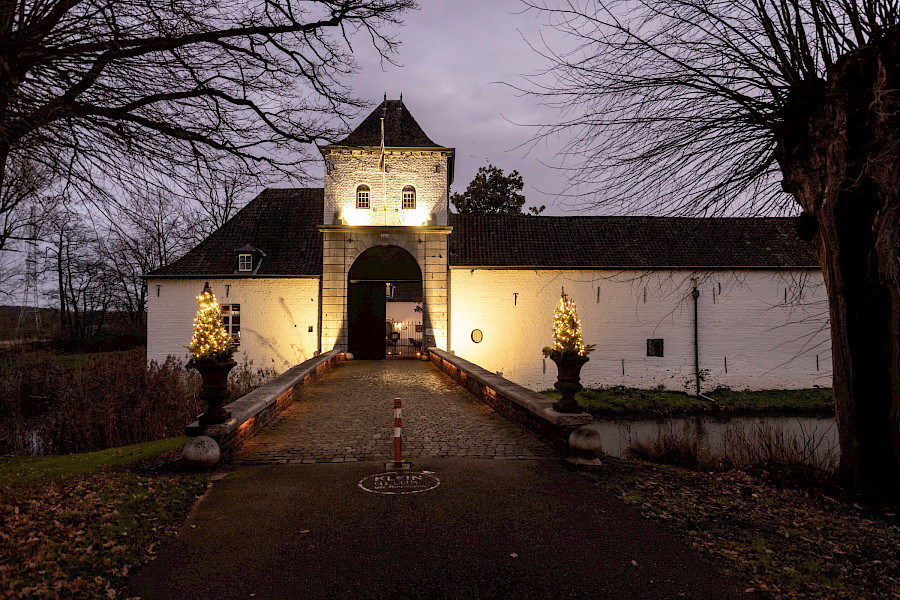 <strong>Kalenderparty 2023</strong>