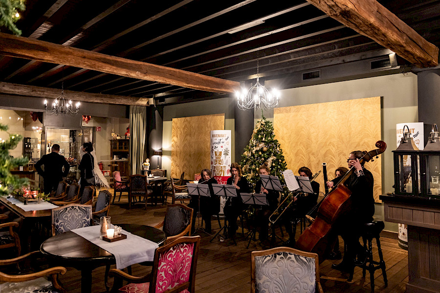 <strong>Kalenderparty 2023</strong>