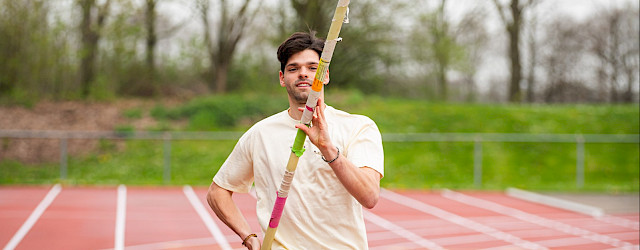 KOEN VAN DER WIJST – POLSSTOKHOOGSPRINGEN
