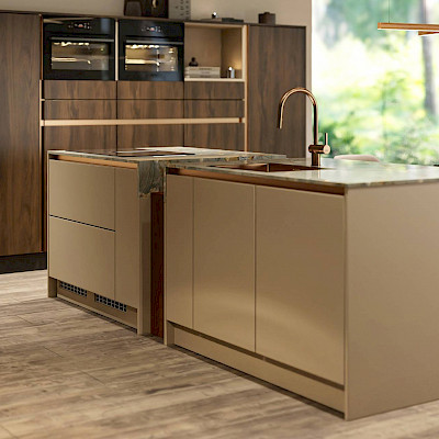 Familiebedrijven Tinnemans Keukens en Berden mode, wonen & meer bundelen krachten