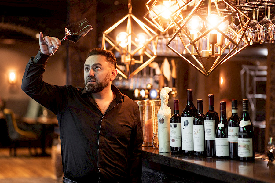 Lu & Na Woodstone Barbecue Restaurant – Wijnbar