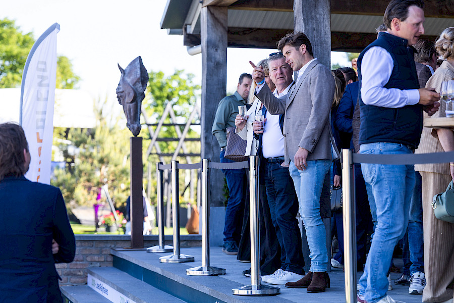 Inspirerende verhalen tijdens exclusieve businessavond van Navenant en Stal Hendrix bij JPM International