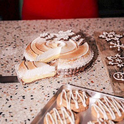 Gingerbread Lemon pie