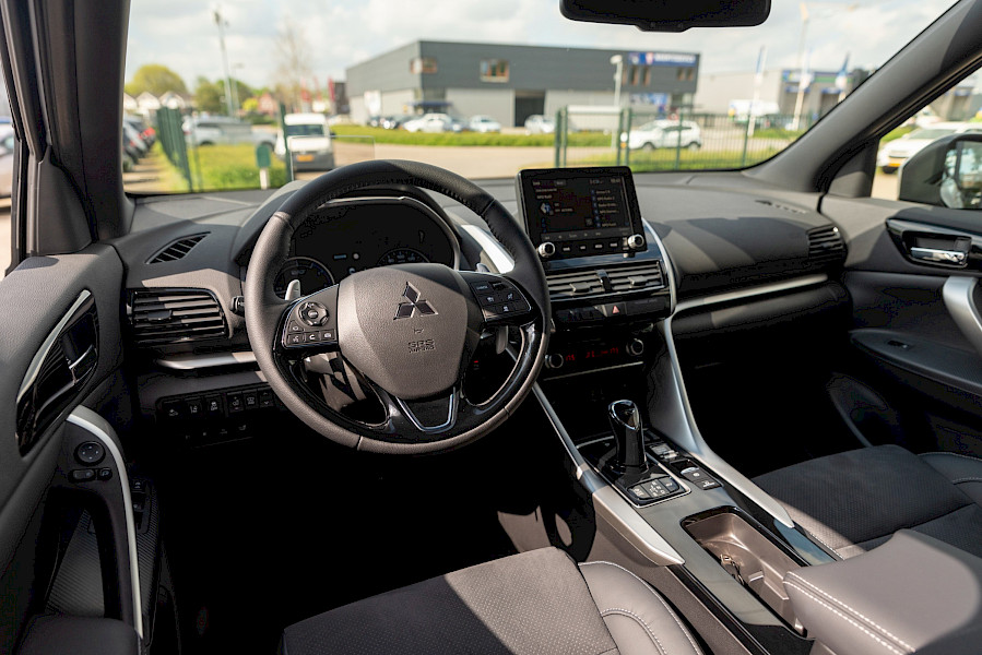 Autotest Mitsubishi Eclipse Cross PHEV