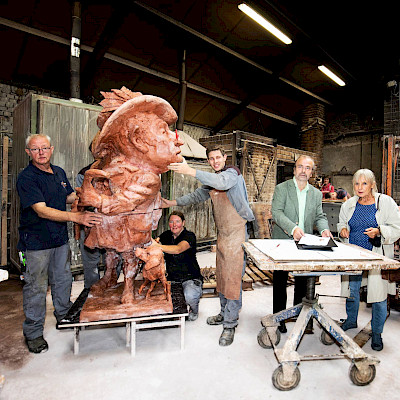 Maasbracht krijgt standbeeld Pierre Cnoops