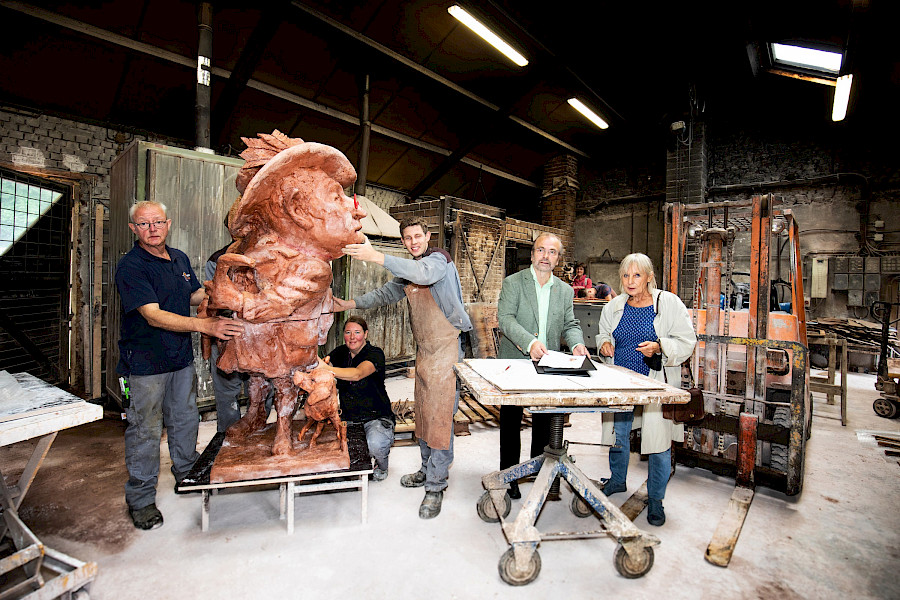 Maasbracht krijgt standbeeld Pierre Cnoops