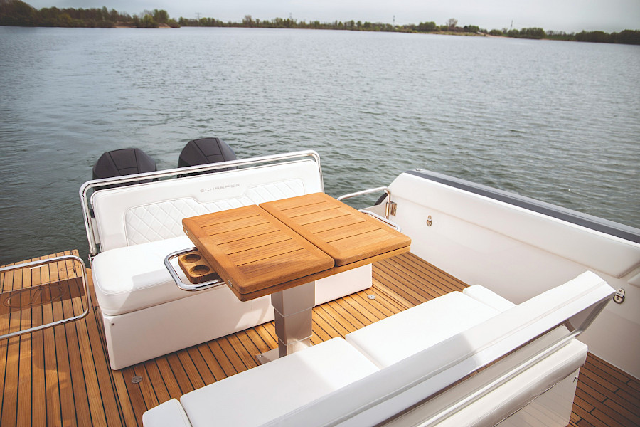 Boottest: Schaefer V33