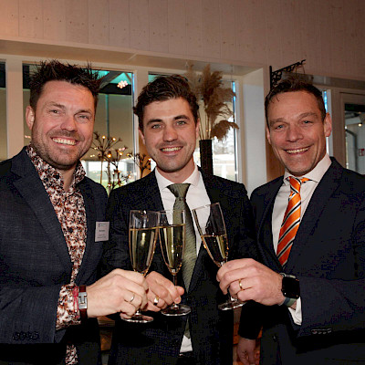 700 Limburgse ondernemers heffen het glas